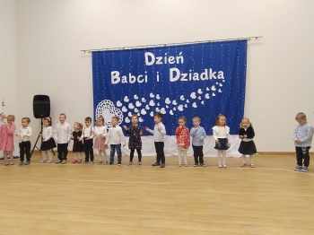 73caecd7-500b-4db2-8055-fdd442cd8cc9.jpeg