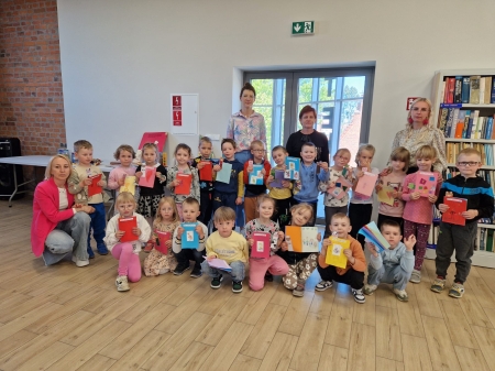 Tygryski - świętujemy Dzień Bibliotekarza i Bibliotek