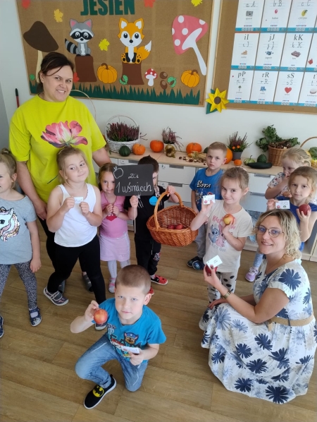 Tygryski - „Jesień jesień piękna jesień złote dary wkłada w kieszeń.”