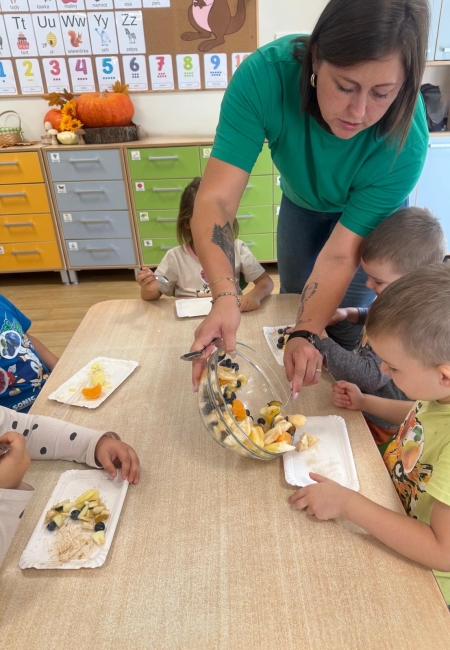 Kangurki - „Zdrowie na talerzu” czyli sałatka owocowa 