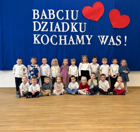 Maleństwa - zima, zima za oknami 