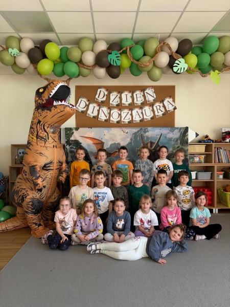 Sówki - Dzień Dinozaura 