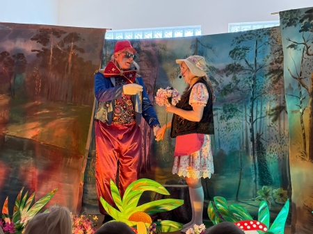 Teatrzyk - „Powrót do Krainy Baśni” 