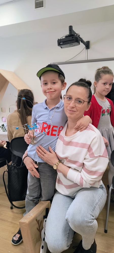 Puchatki - „Bajka o zmarzniętym bałwanku” - występy dla rodziców oraz zimowe war...