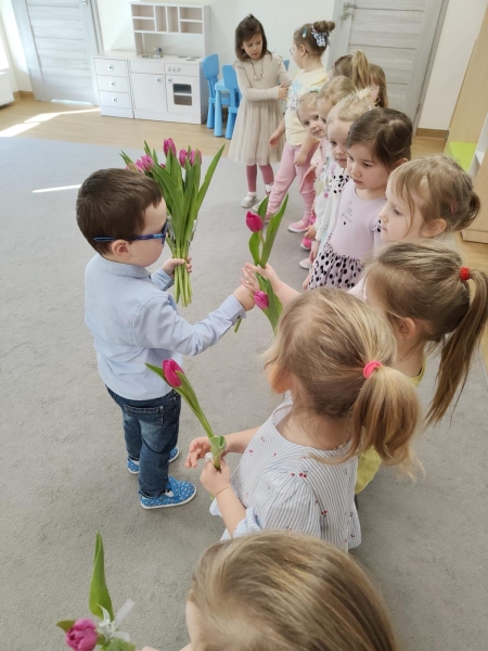 Kangurki - Dzień Kobiet i urodzinki 